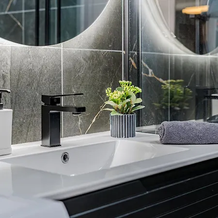 Trendy Work & Relax Seaside Apartament *